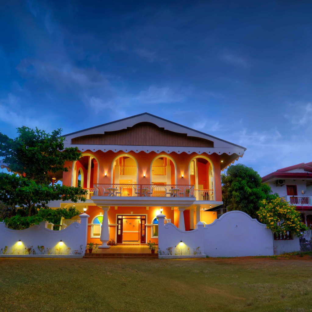 Luxury yacht dinner Goa